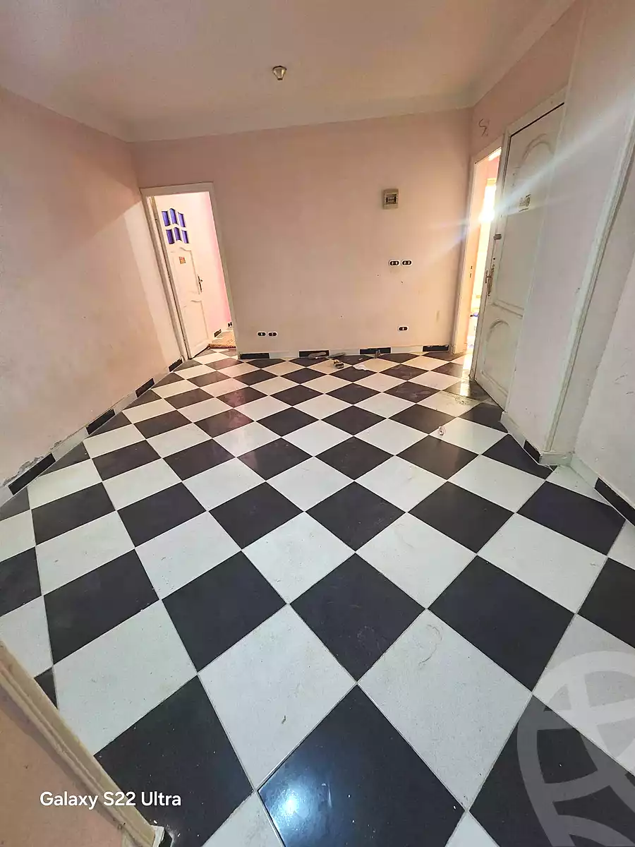 https://aqarmap.com.eg/ar/listing/7224826-for-sale-alexandria-al-agamy-el-hanouvel-hussein-waly-st
