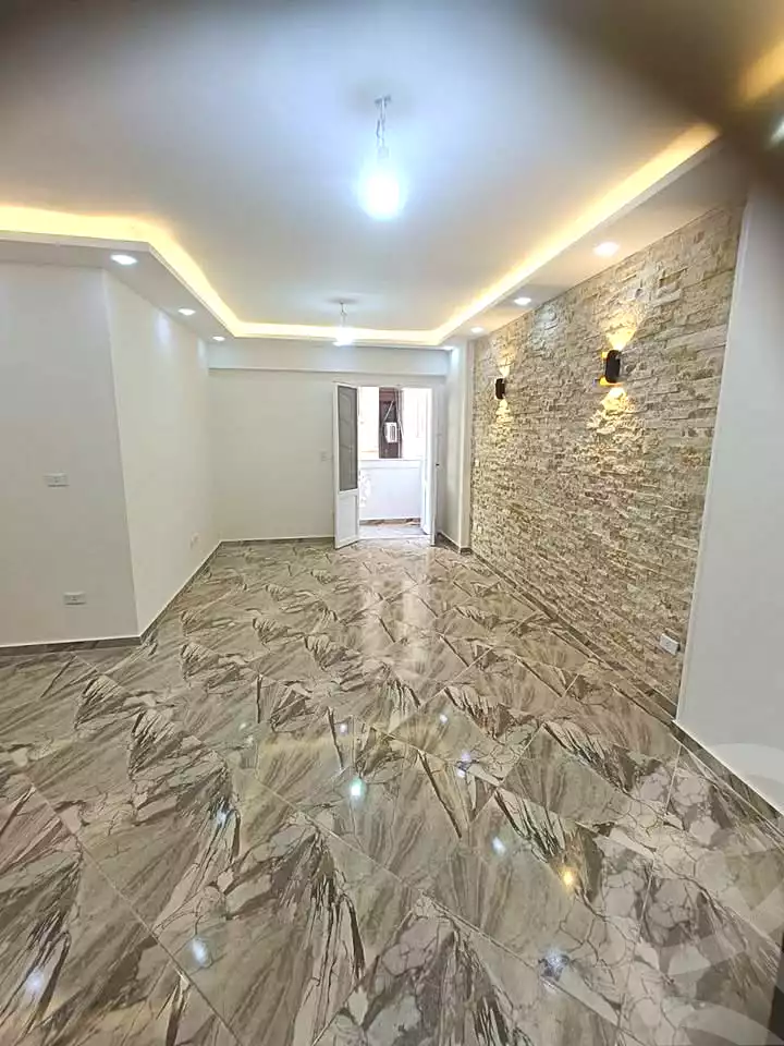 https://aqarmap.com.eg/ar/listing/7224844-for-sale-alexandria-sydy-bshr-sydy-bshr-bhry-street-17