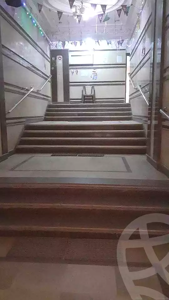 https://aqarmap.com.eg/ar/listing/7225233-for-rent-alexandria-al-agamy-el-hanouvel