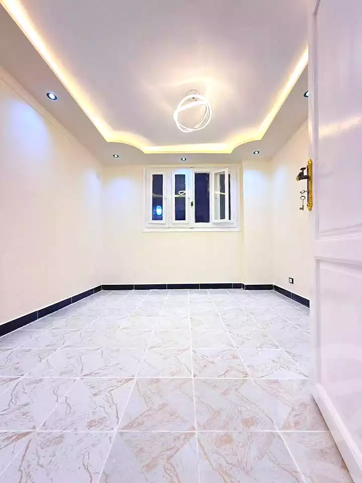 https://aqarmap.com.eg/en/listing/7225272-for-sale-alexandria-al-agamy-shataa-el-nakheel