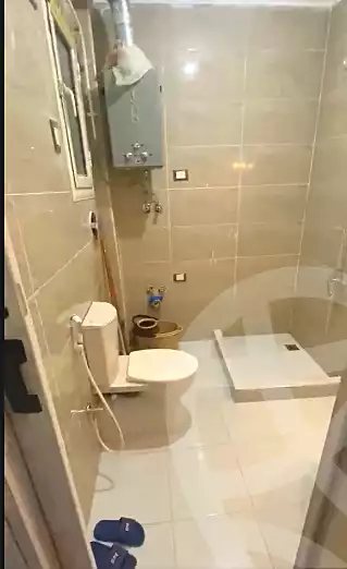 https://aqarmap.com.eg/ar/listing/7225384-for-rent-cairo-ain-shams-jsr-lswys