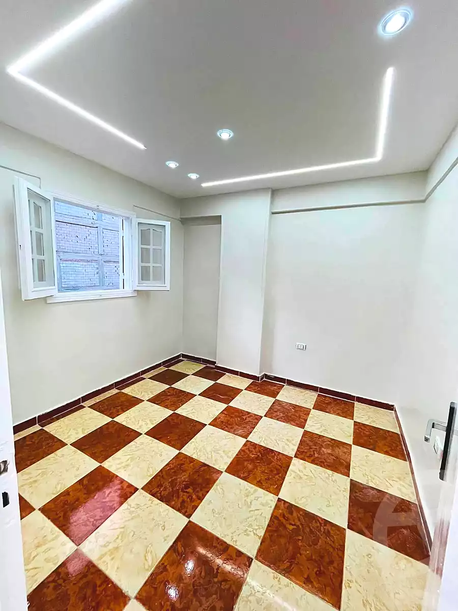 https://aqarmap.com.eg/ar/listing/7225423-for-sale-alexandria-lsywf-el-falki