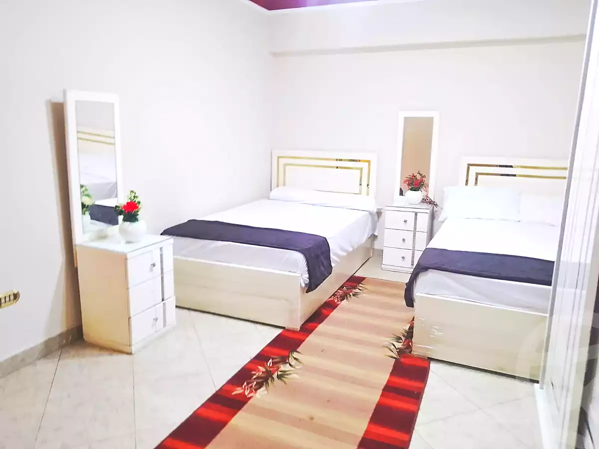 https://aqarmap.com.eg/ar/listing/7225435-for-rent-cairo-manial-kwrnysh-lmnyl