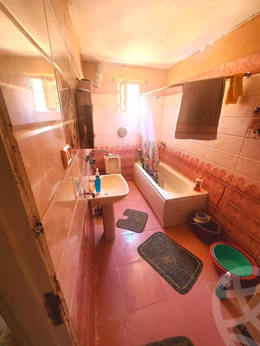 https://aqarmap.com.eg/ar/listing/7225757-for-sale-alexandria-al-agamy-el-hanouvel