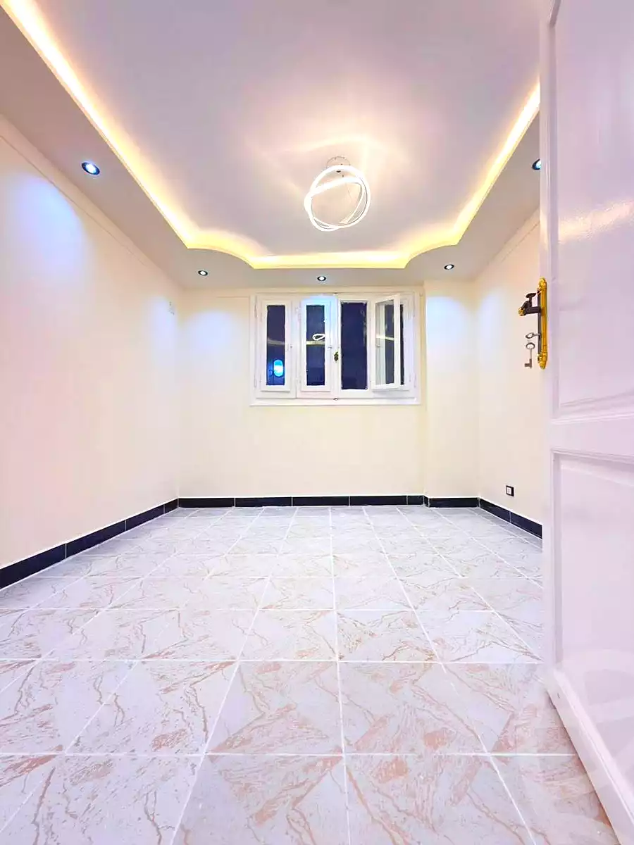 https://aqarmap.com.eg/ar/listing/7225970-for-sale-alexandria-al-agamy-shataa-el-nakheel