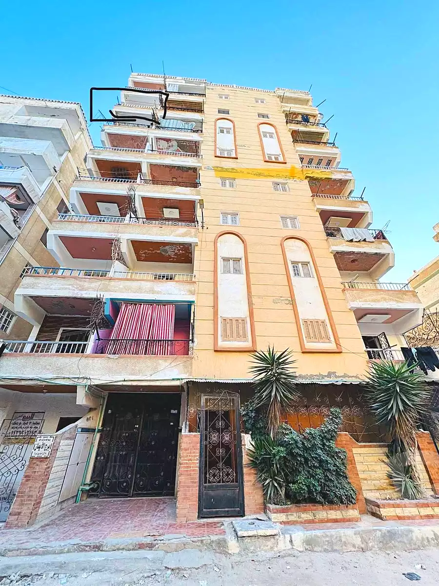 https://aqarmap.com.eg/ar/listing/7226087-for-sale-alexandria-al-agamy-shataa-el-nakheel