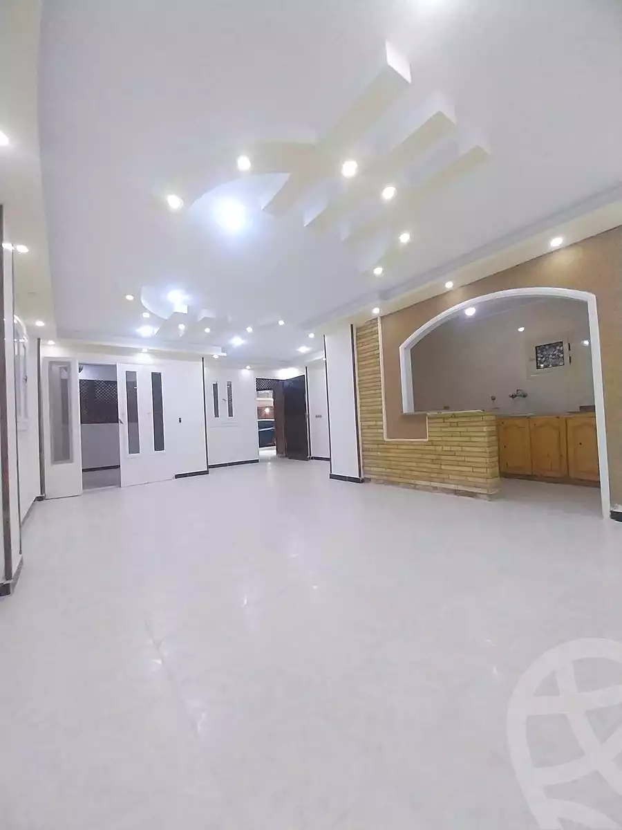 https://aqarmap.com.eg/ar/listing/7226121-for-sale-alexandria-al-agamy-shataa-el-nakheel