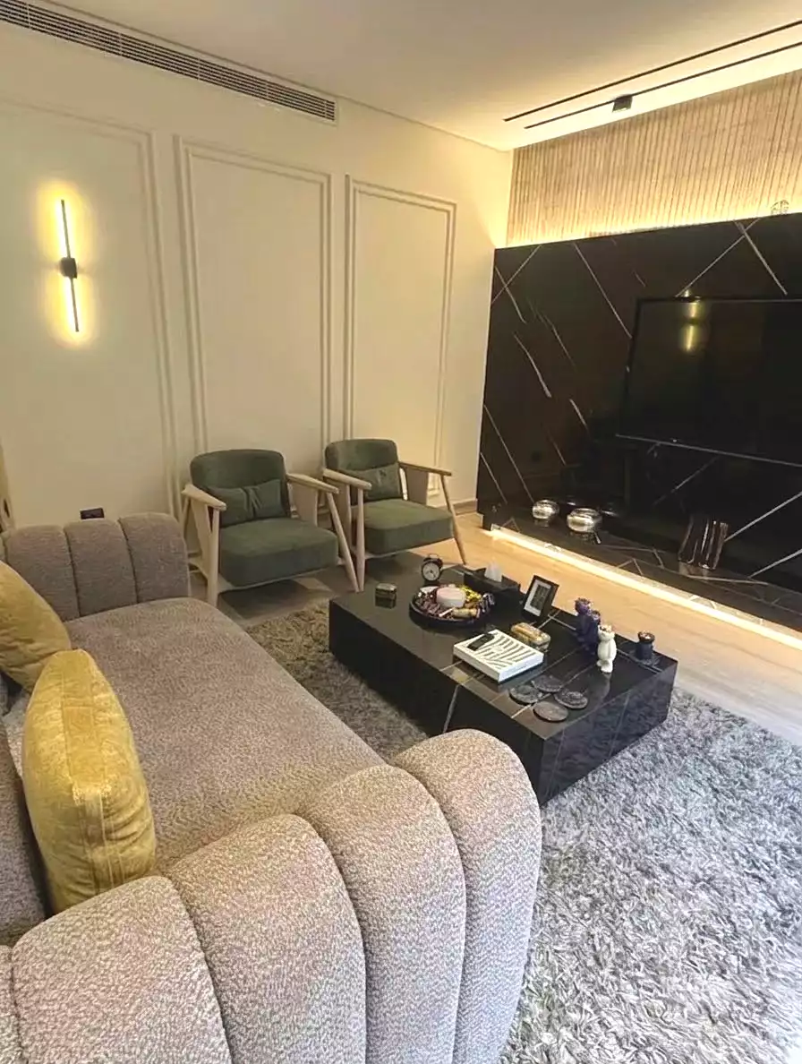 https://aqarmap.com.eg/ar/listing/7226163-for-sale-cairo-new-cairo-compounds-lakeview-residence