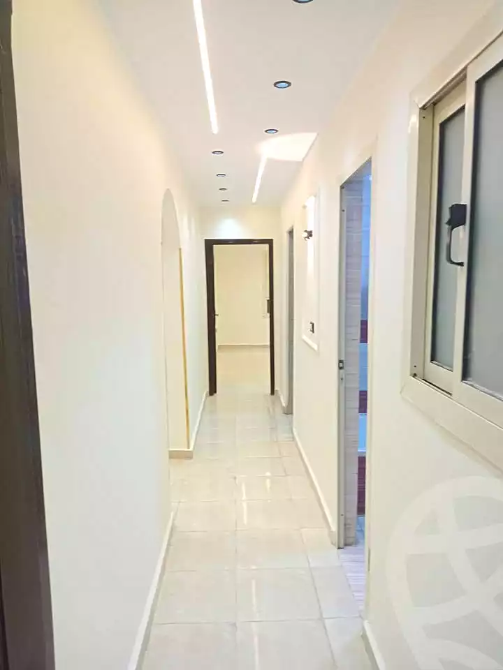 https://aqarmap.com.eg/ar/listing/7226185-for-sale-alexandria-al-agamy-el-hanouvel
