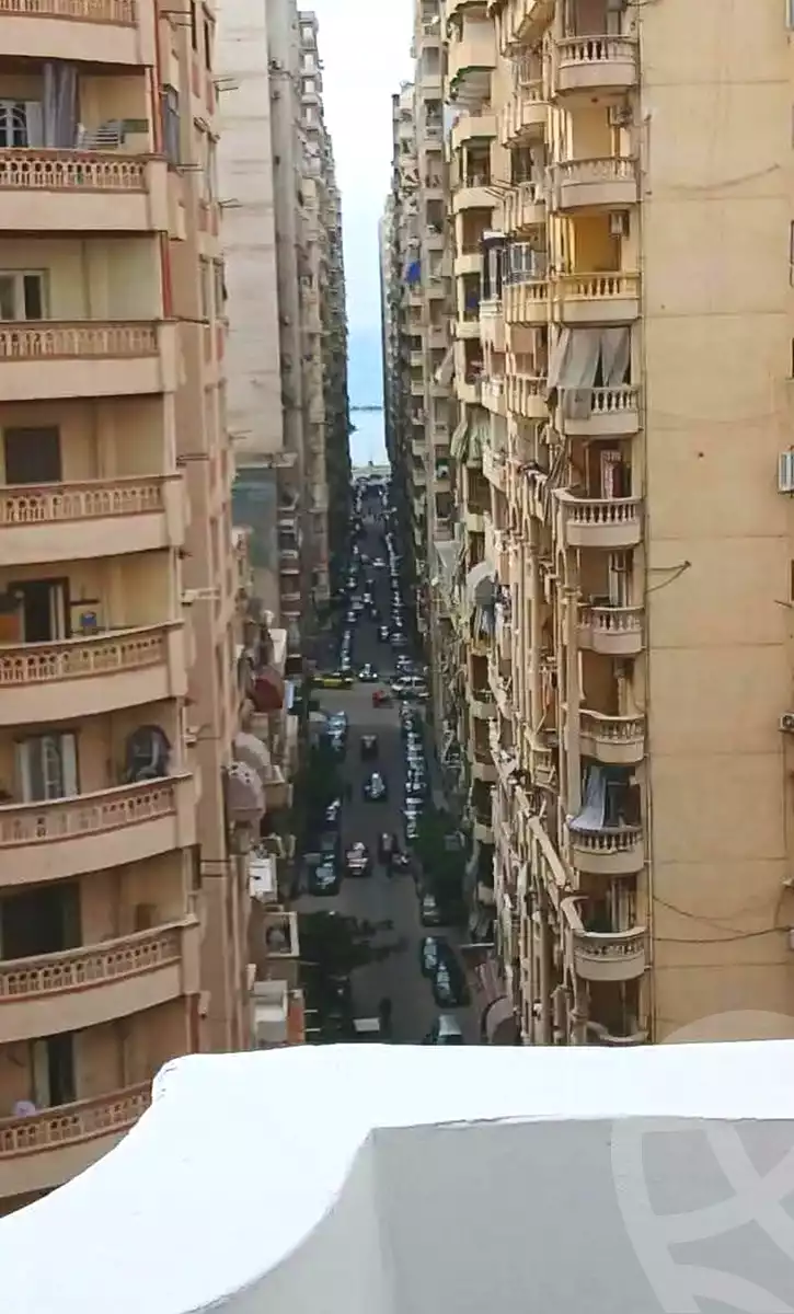 https://aqarmap.com.eg/ar/listing/7226341-for-sale-alexandria-sydy-bshr-sydy-bshr-bhry