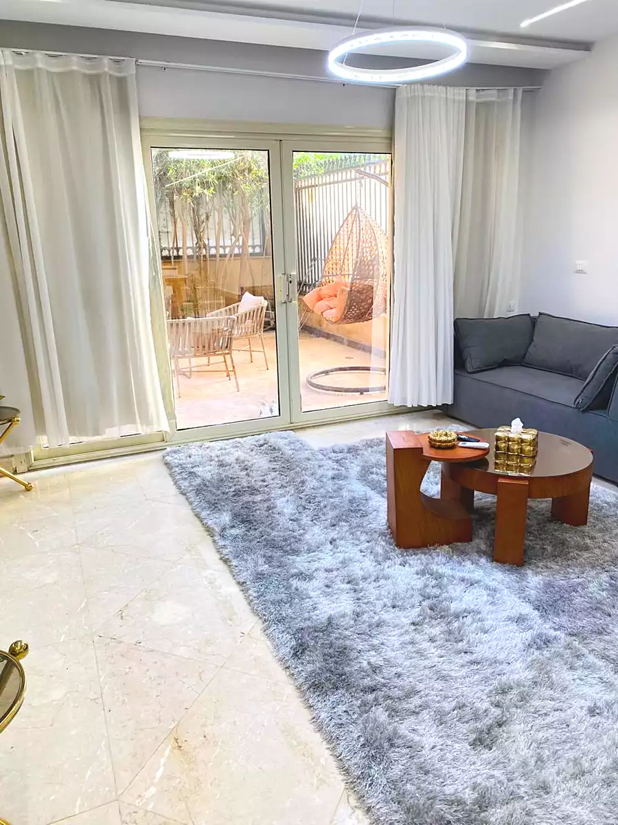 https://aqarmap.com.eg/ar/listing/7226429-for-rent-cairo-el-sheikh-zayed-city-compounds-beverly-hills