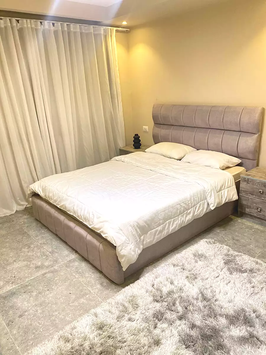 https://aqarmap.com.eg/ar/listing/7226429-for-rent-cairo-el-sheikh-zayed-city-compounds-beverly-hills