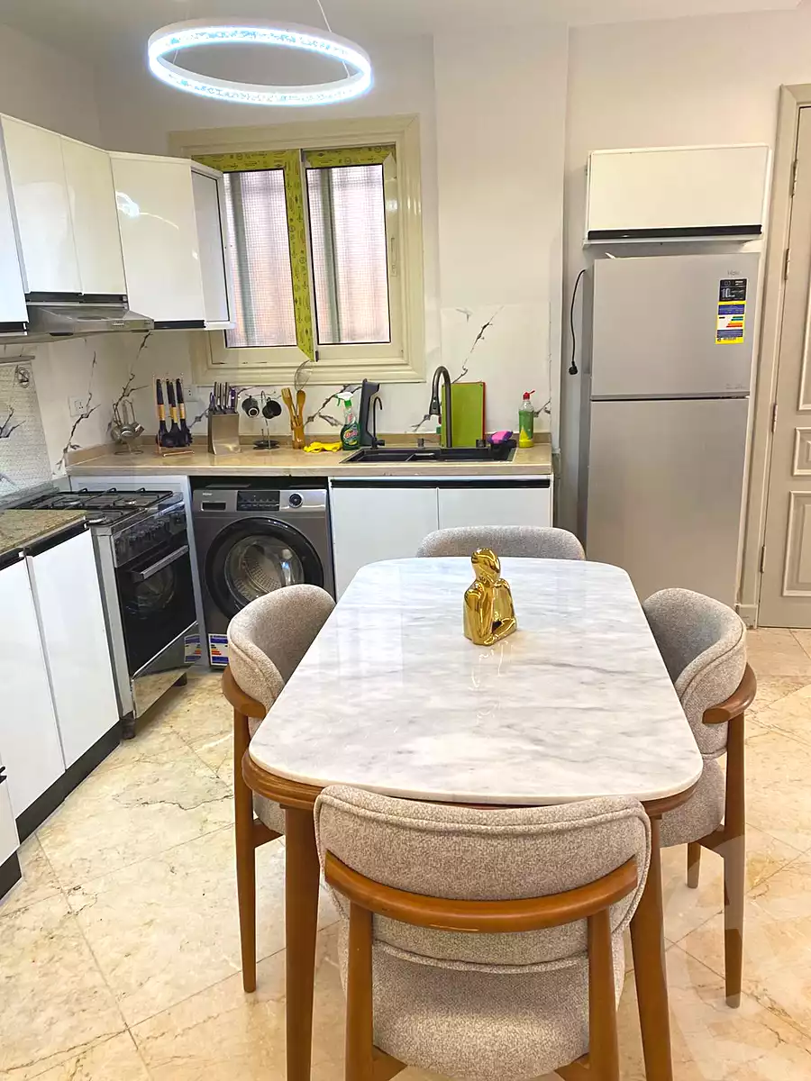 https://aqarmap.com.eg/ar/listing/7226429-for-rent-cairo-el-sheikh-zayed-city-compounds-beverly-hills