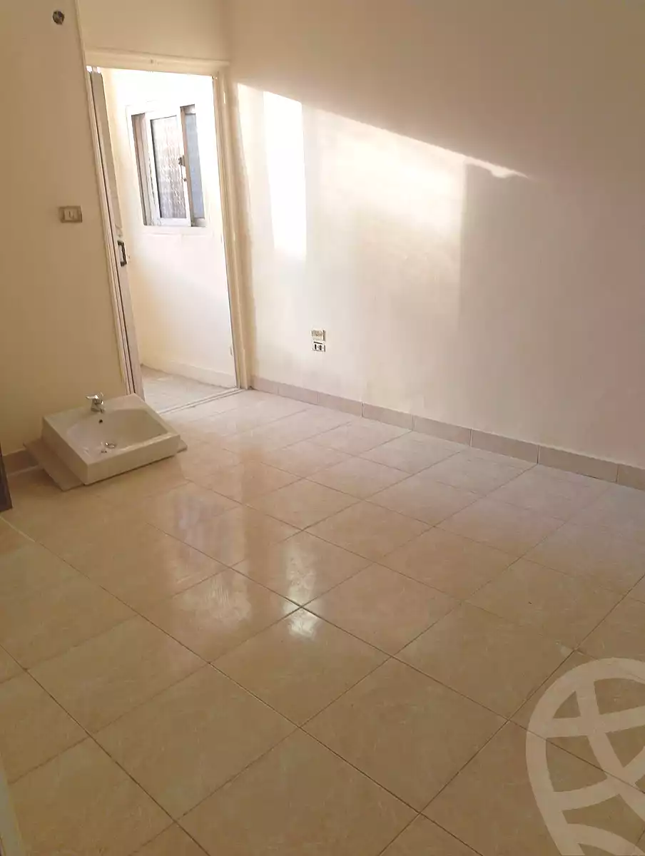 https://aqarmap.com.eg/ar/listing/7226467-for-sale-cairo-el-zaytun-lzytwn-lbhry-salim-al-awal-st