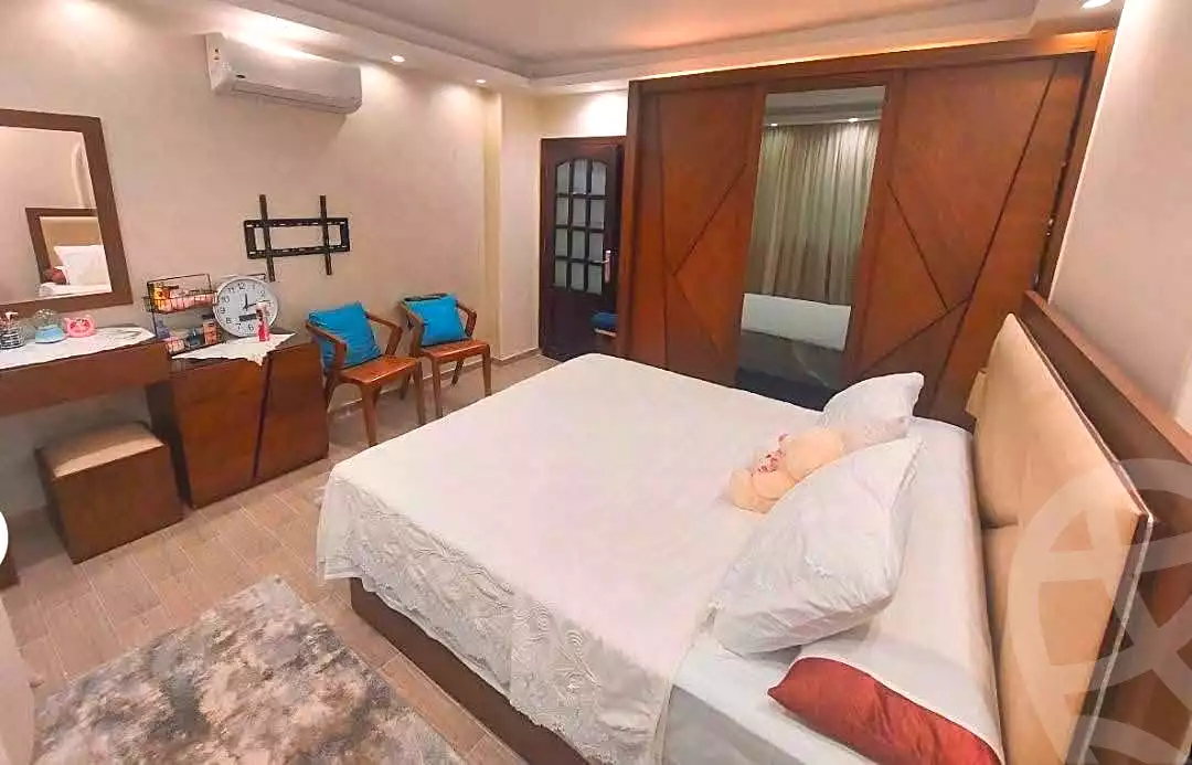 https://aqarmap.com.eg/ar/listing/7226511-for-sale-cairo-ain-shams-el-naam-mohammed-ezzat-tamom-st