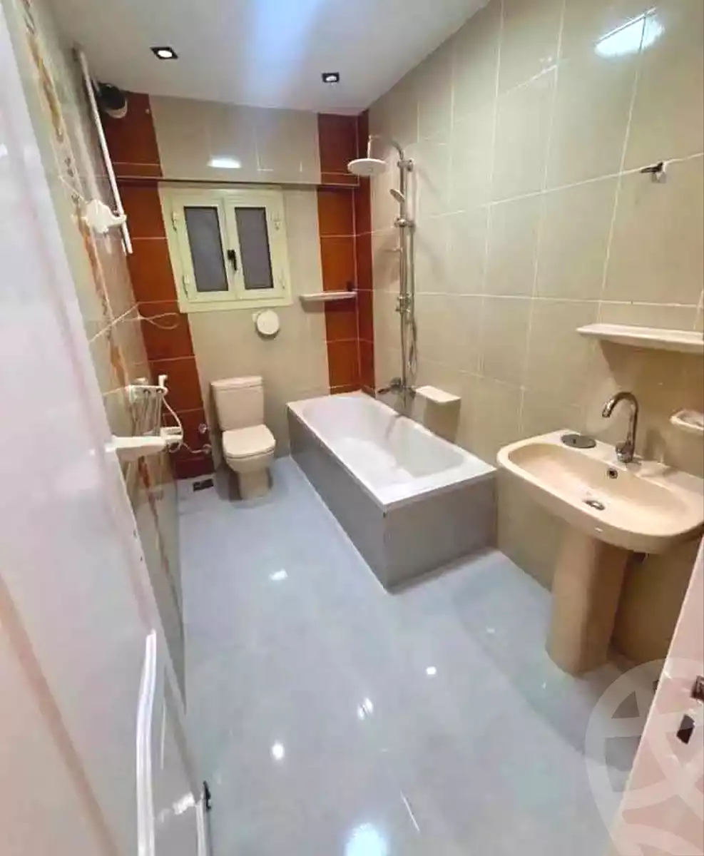 https://aqarmap.com.eg/ar/listing/7226614-for-sale-alexandria-sydy-bshr-sydy-bshr-bhry