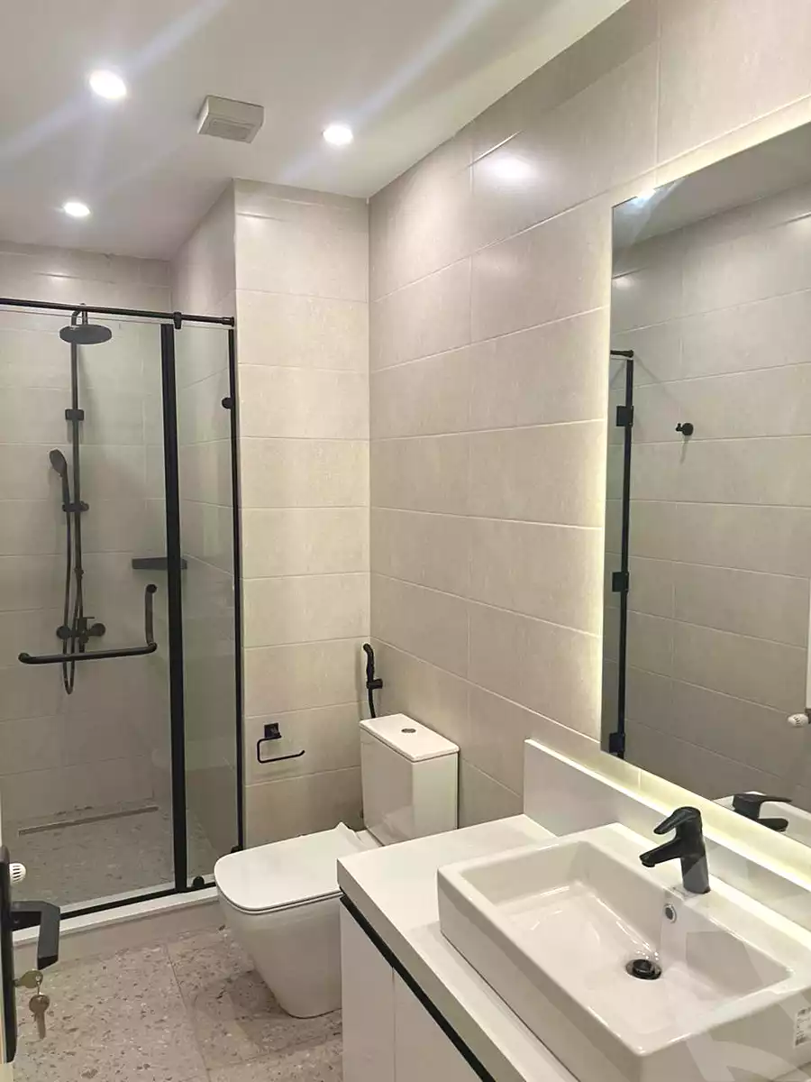 https://aqarmap.com.eg/en/listing/7226632-for-rent-cairo-new-cairo-compounds-hyde-park