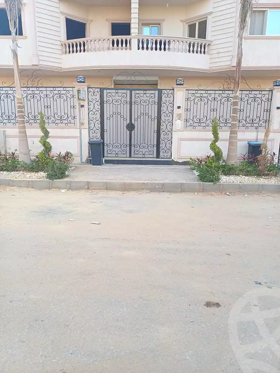 https://aqarmap.com.eg/en/listing/7226830-for-sale-cairo-new-cairo-el-kornfol-el-kornfol-10