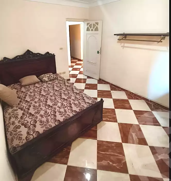 https://aqarmap.com.eg/ar/listing/7227034-for-sale-alexandria-al-agamy-l-jmy-lbhry-abd-el-hameed-radwan-st