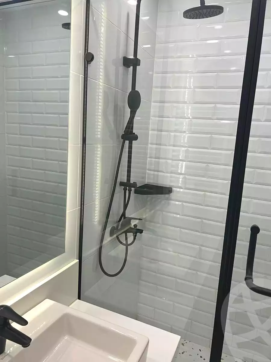https://aqarmap.com.eg/en/listing/7227178-for-rent-cairo-new-cairo-compounds-hyde-park-centre-ville-hyde-park