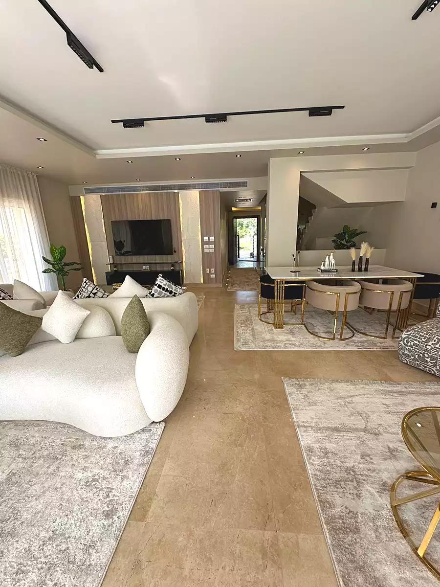 https://aqarmap.com.eg/en/listing/7227178-for-rent-cairo-new-cairo-compounds-hyde-park-centre-ville-hyde-park