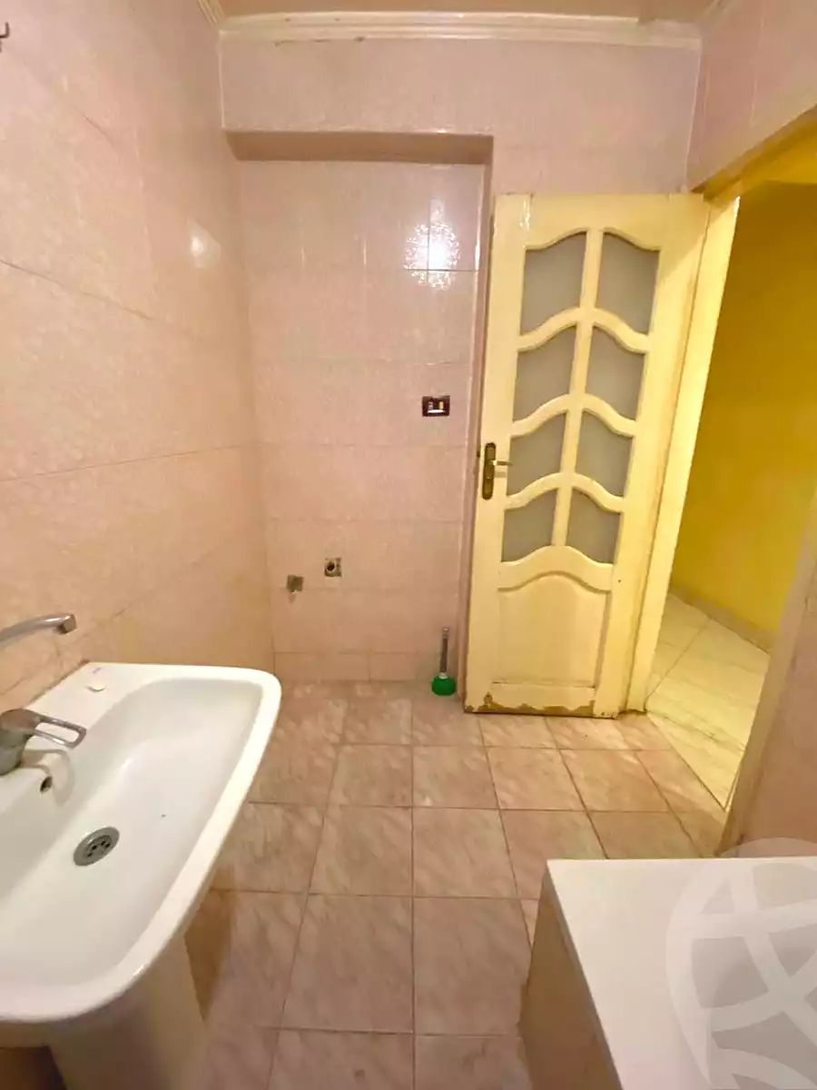 https://aqarmap.com.eg/en/listing/7227264-for-rent-cairo-el-haram-kyrw-mwl