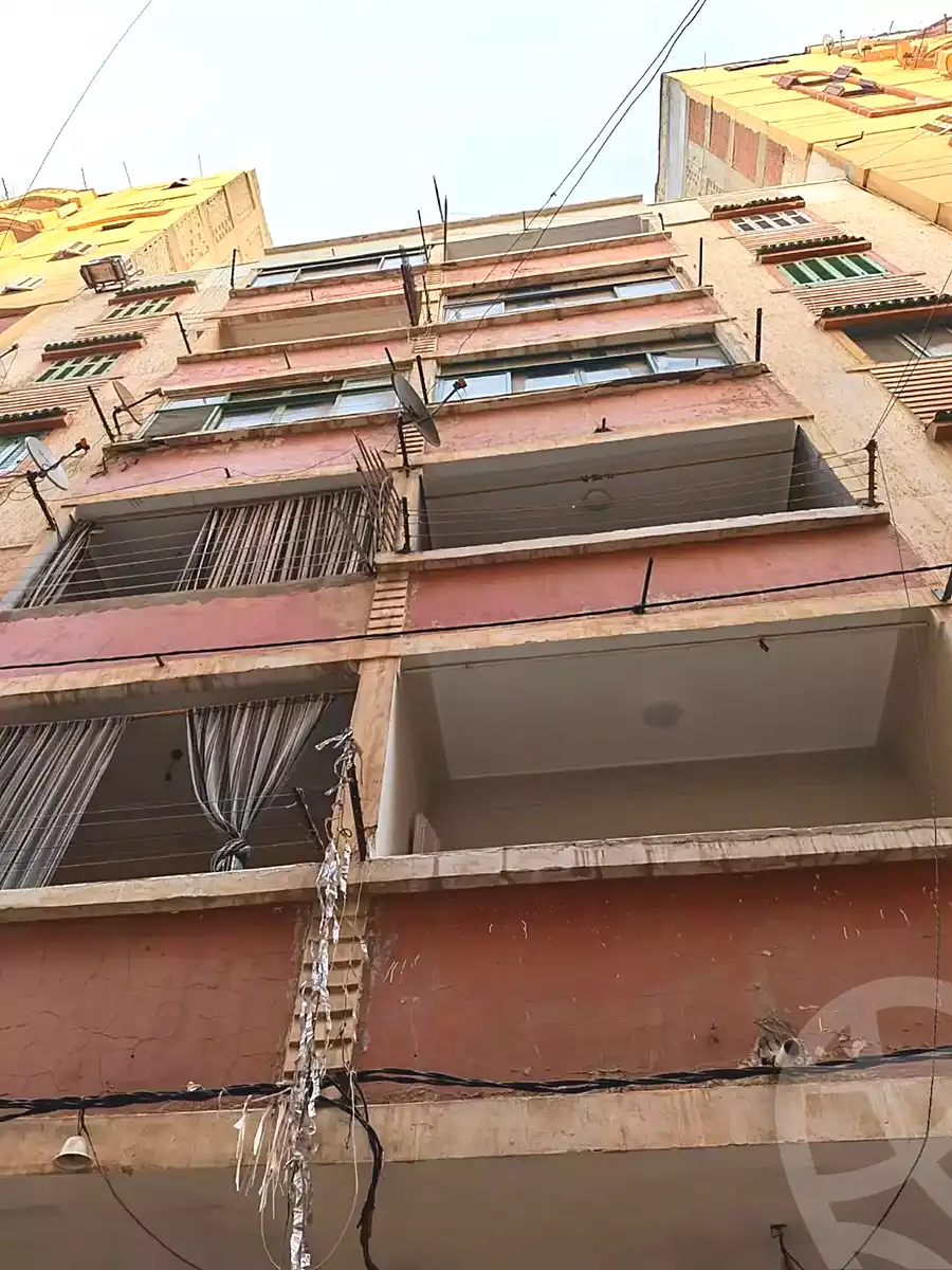 https://aqarmap.com.eg/en/listing/7227326-for-sale-alexandria-al-agamy-el-hanouvel-gabir-hafez-st