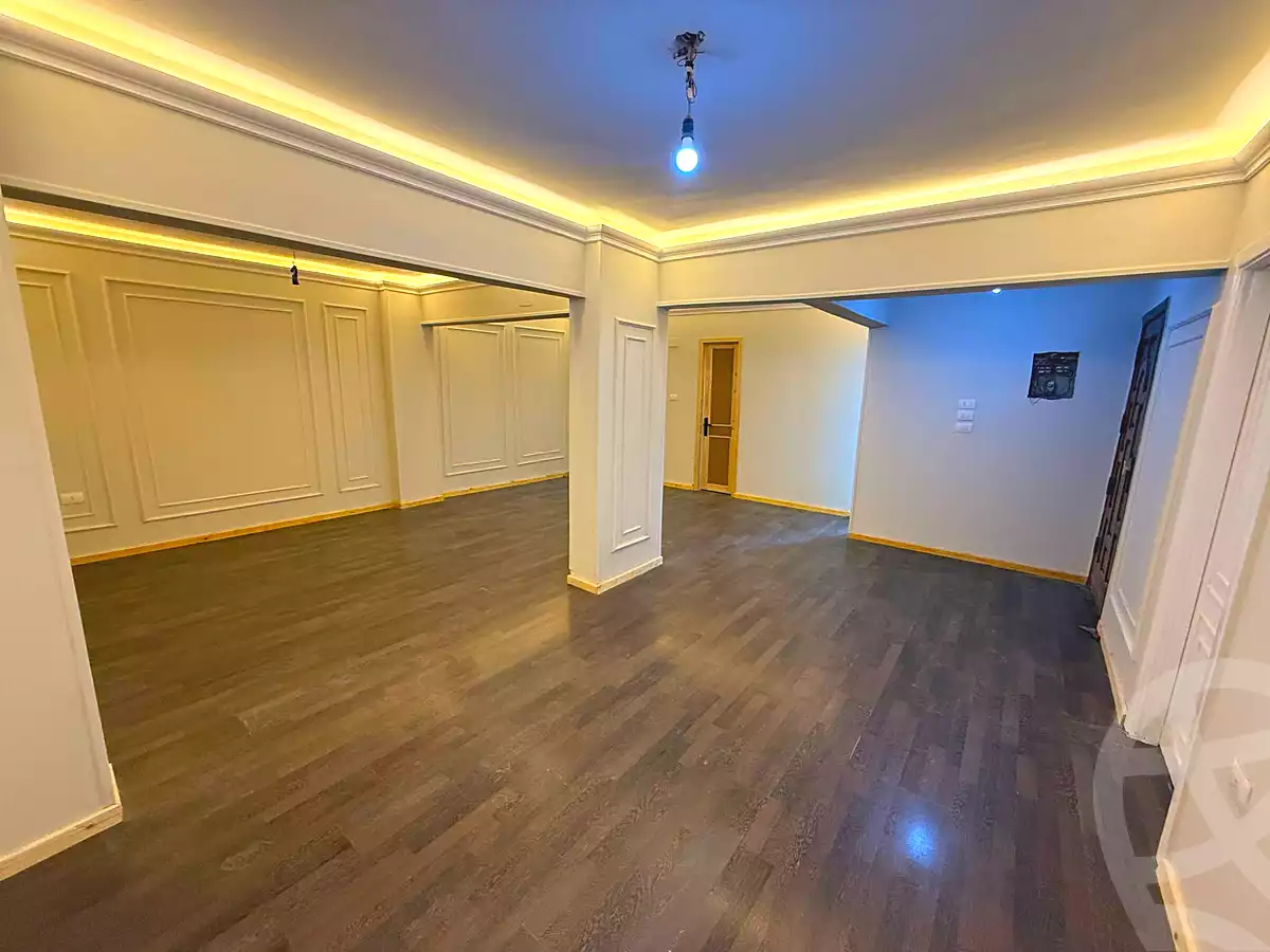 https://aqarmap.com.eg/ar/listing/7227542-for-sale-cairo-helwan-helwan-el-sharkeya-khesro-basha-st
