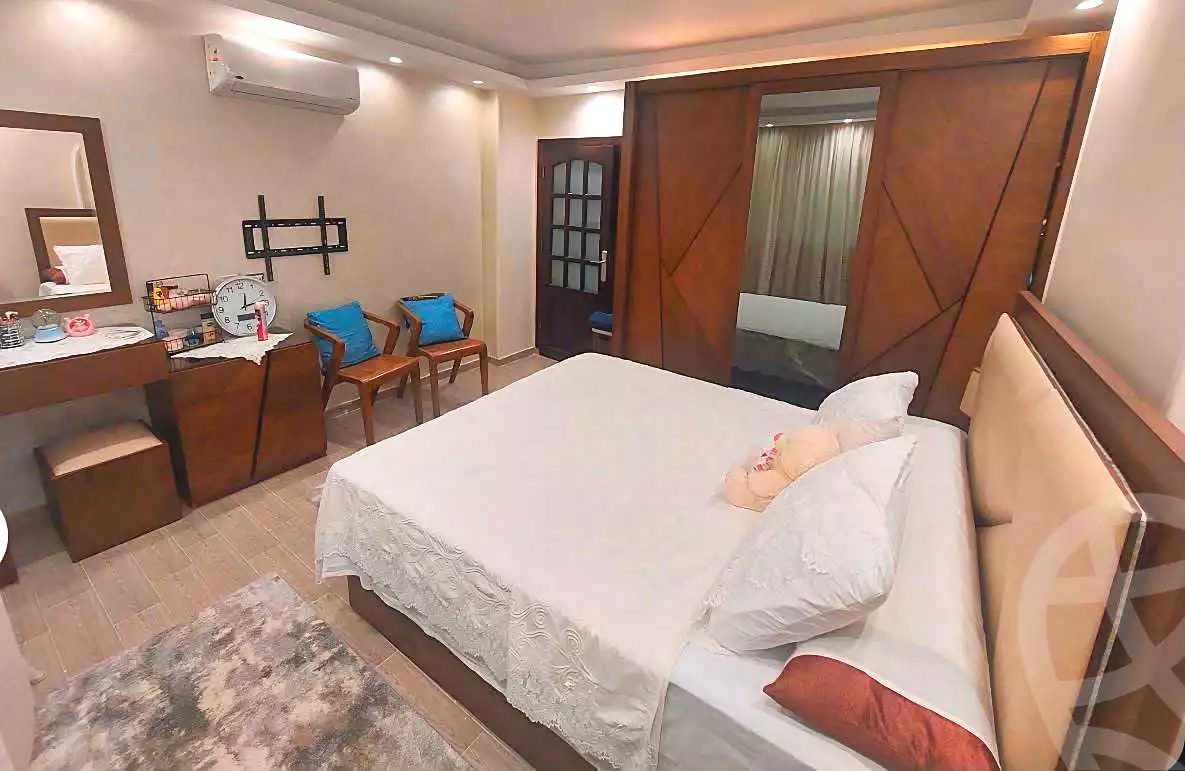 https://aqarmap.com.eg/ar/listing/7227683-for-sale-cairo-ain-shams-el-naam-mohammed-ezzat-tamom-st