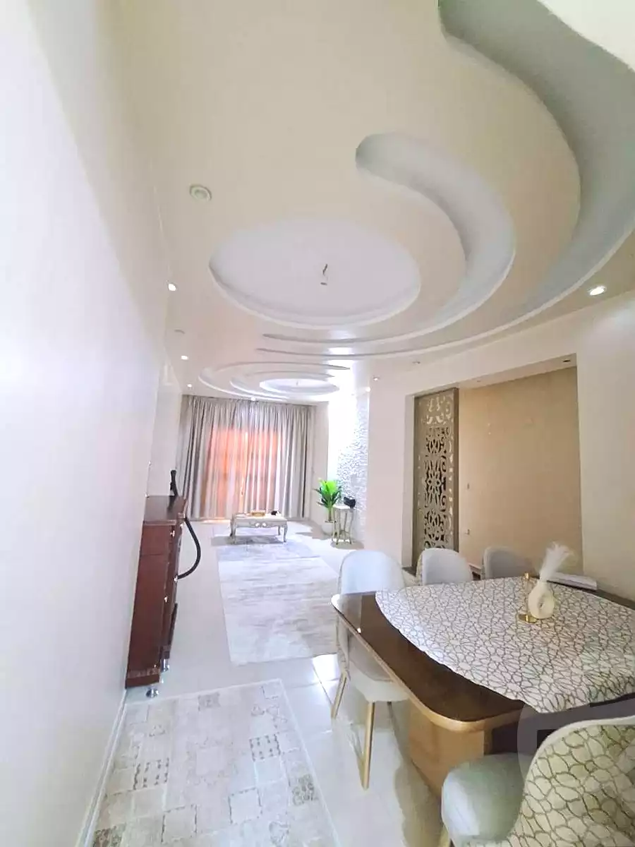 https://aqarmap.com.eg/ar/listing/7228076-for-sale-cairo-helwan-kwrnysh-hlwn