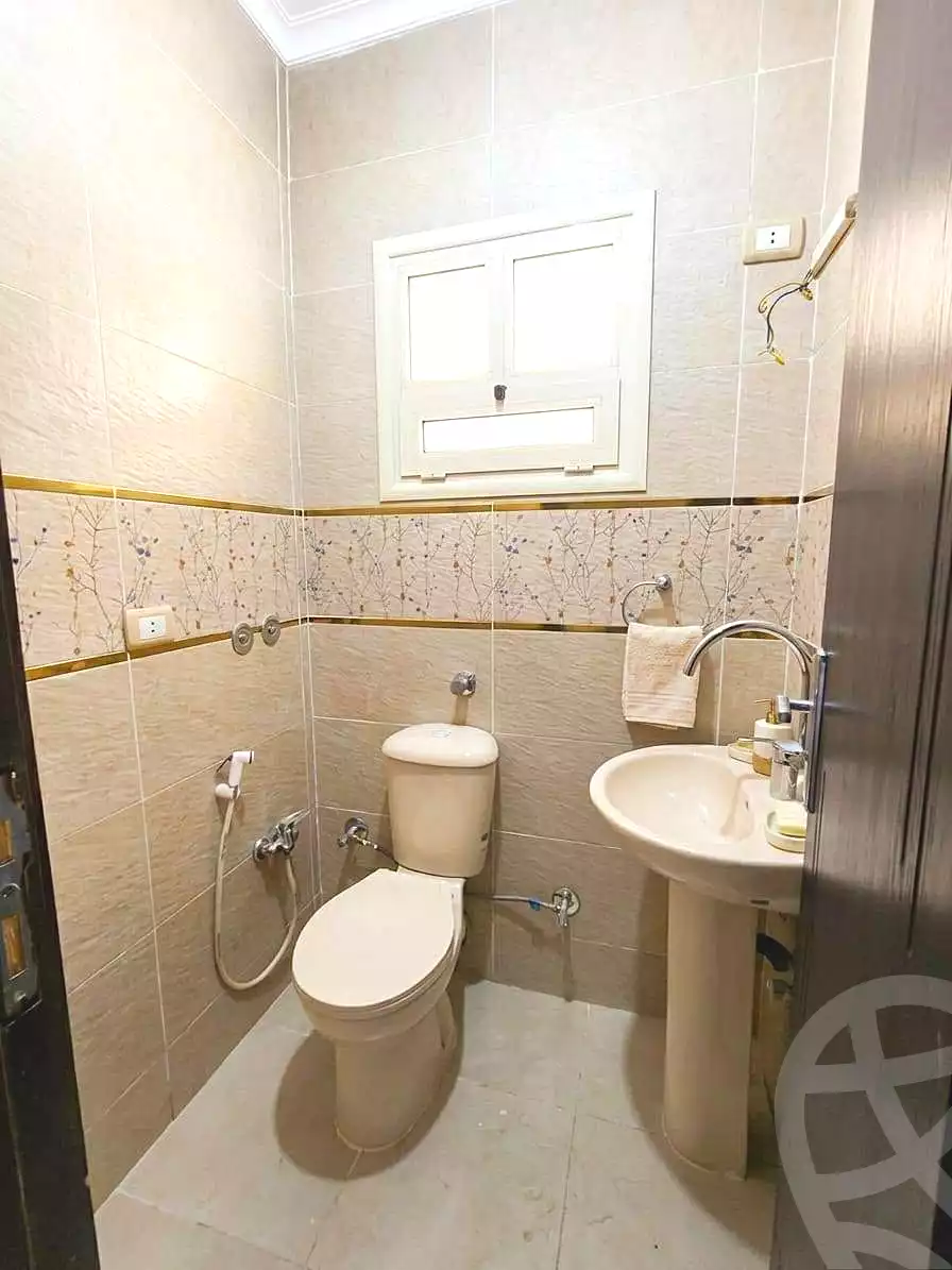 https://aqarmap.com.eg/ar/listing/7228128-for-sale-cairo-helwan-helwan-el-sharkeya-latif-basha-st