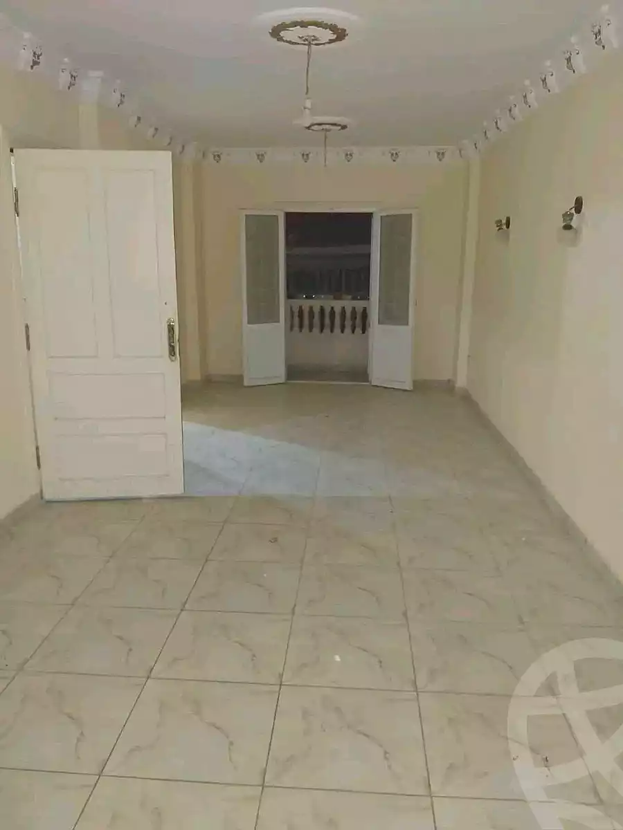 https://aqarmap.com.eg/ar/listing/7228308-for-rent-alexandria-al-agamy-bw-ywsf