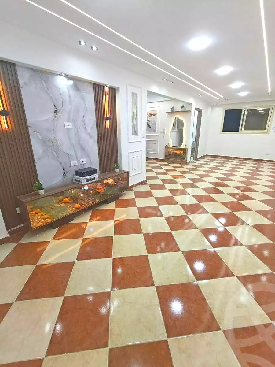 https://aqarmap.com.eg/ar/listing/7228340-for-sale-alexandria-sydy-bshr-sydy-bshr-bhry-mahmoud-sedki-st