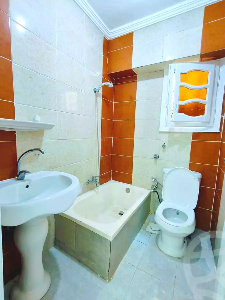 https://aqarmap.com.eg/ar/listing/7228413-for-sale-alexandria-al-agamy-shataa-el-nakheel