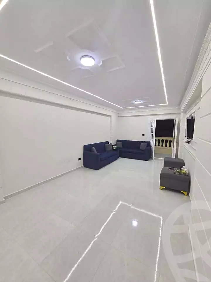 https://aqarmap.com.eg/ar/listing/7228417-for-sale-alexandria-miami-farook-abd-al-wahab-st