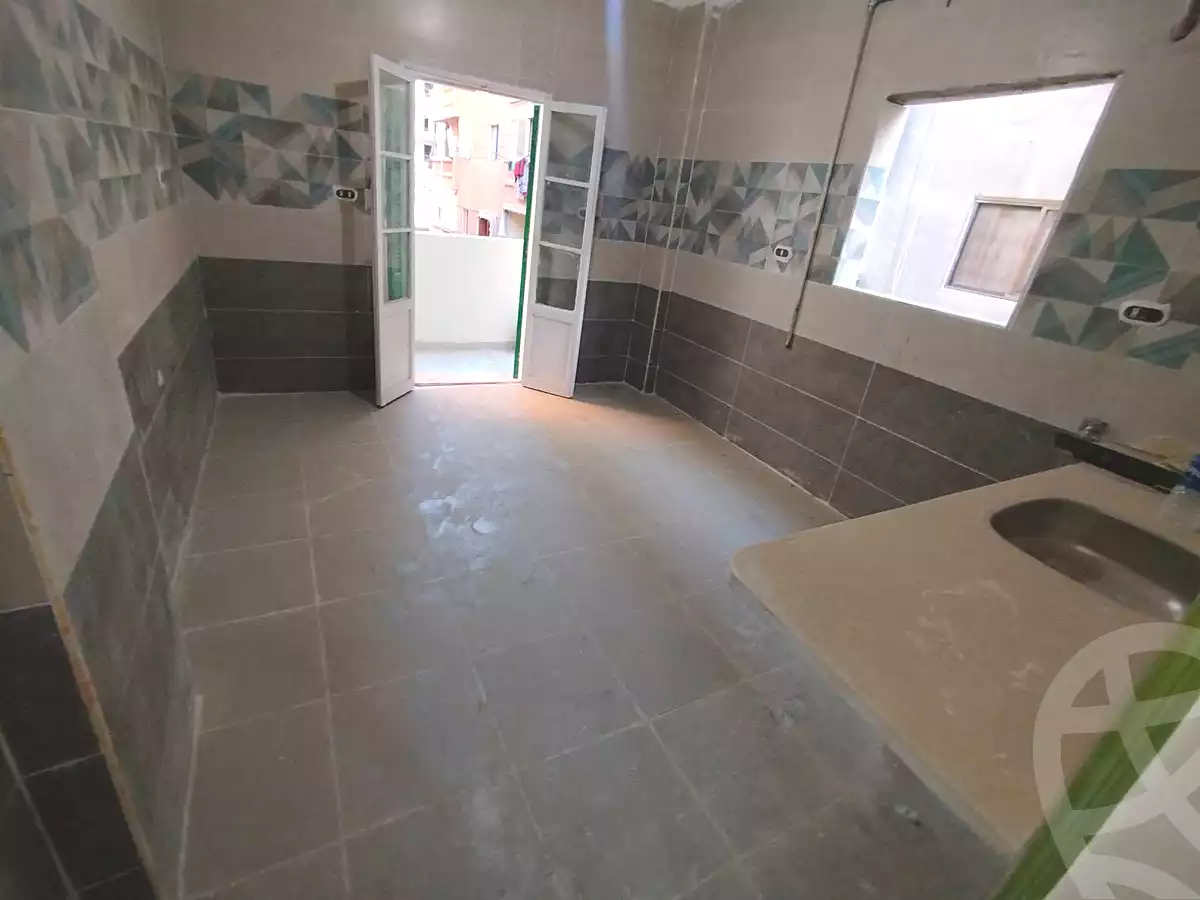 https://aqarmap.com.eg/en/listing/7228432-for-sale-alexandria-al-agamy-el-hanouvel-el-iman-st