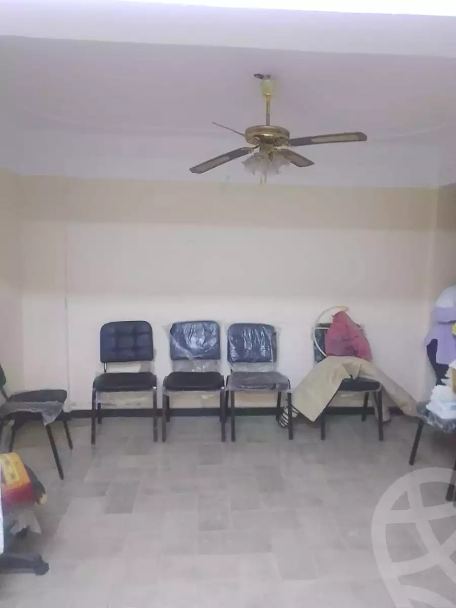 https://aqarmap.com.eg/ar/listing/7228441-for-rent-alexandria-alexandria-marsa-matrouh-rd