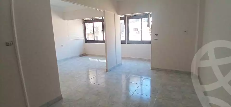 https://aqarmap.com.eg/ar/listing/7228554-for-sale-cairo-hadayek-el-koba-hamamat-el-koba