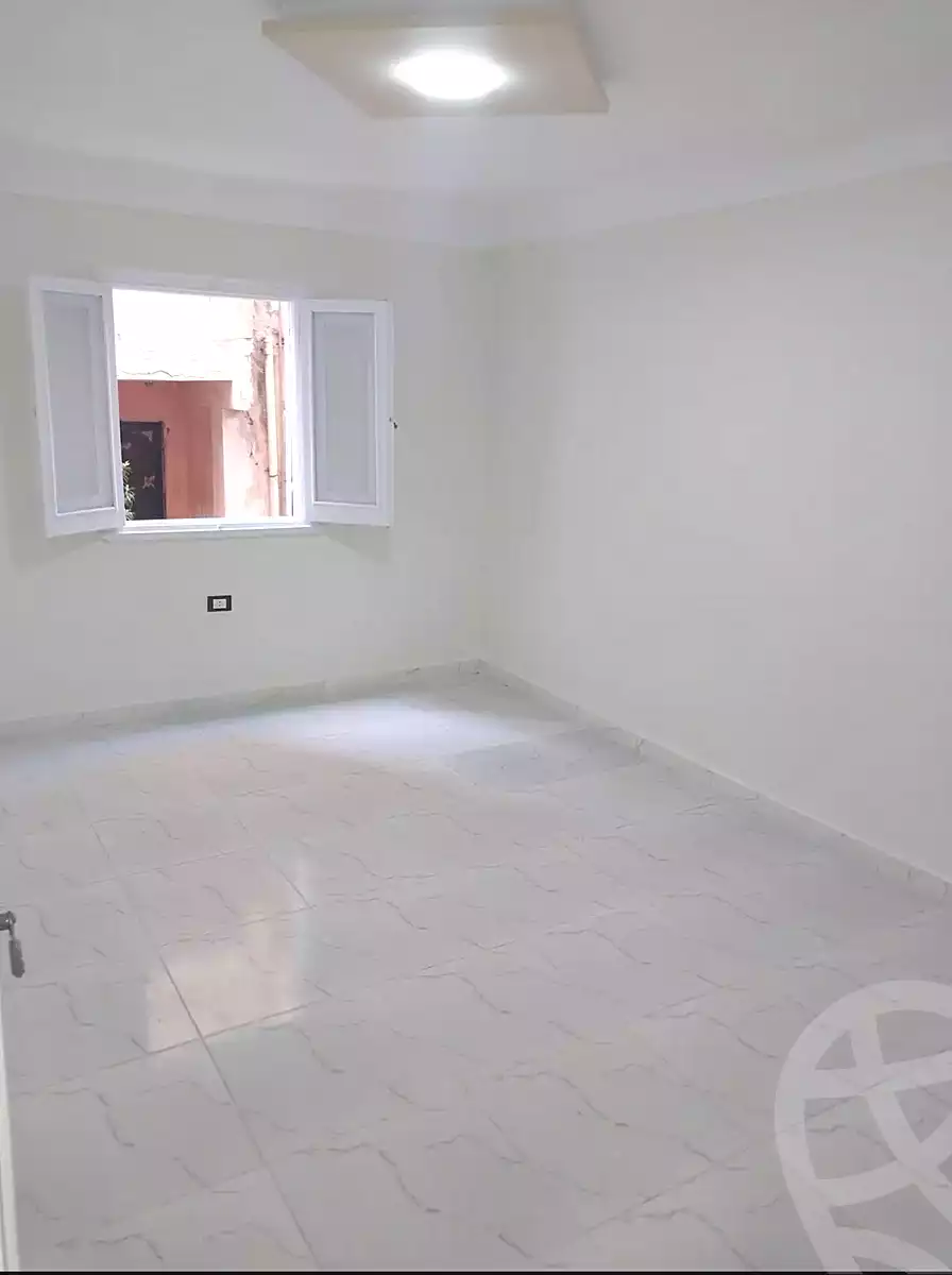 https://aqarmap.com.eg/en/listing/7228563-for-sale-alexandria-al-agamy-el-hanouvel