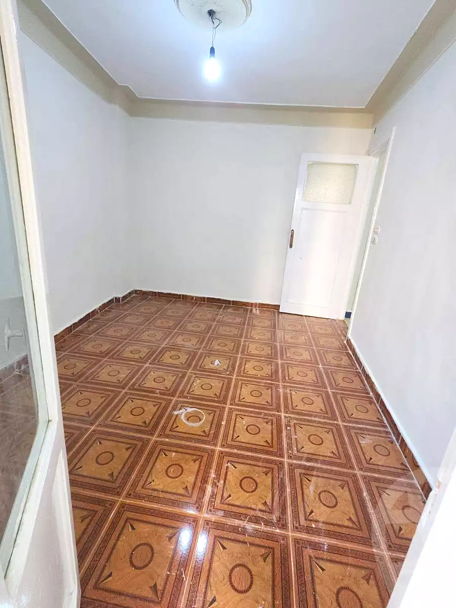 https://aqarmap.com.eg/en/listing/7228725-for-sale-alexandria-bahray-el-anfoshy-sidi-abou-el-abbas-st