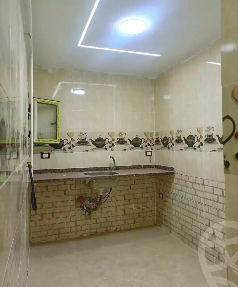 https://aqarmap.com.eg/ar/listing/7229053-for-sale-alexandria-al-agamy-el-hanouvel-radwan-st