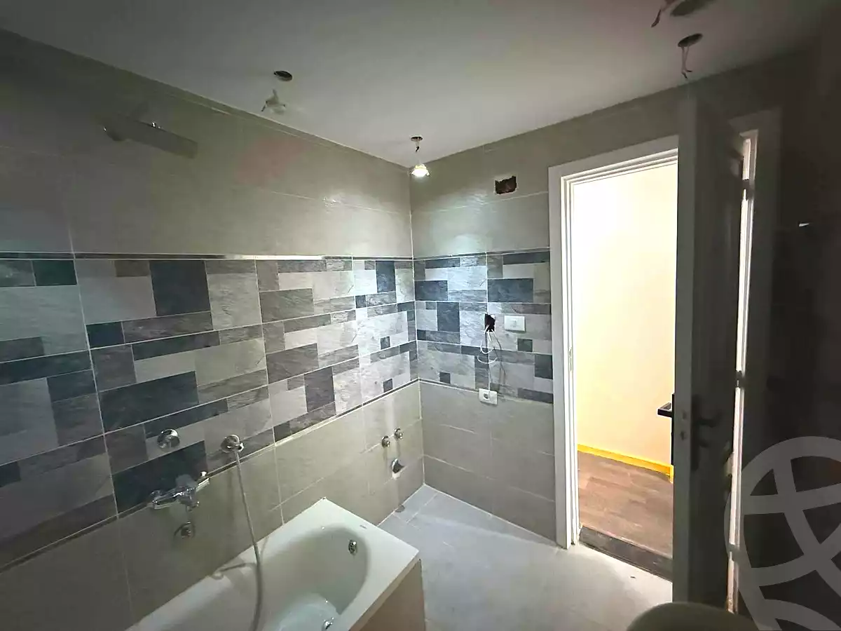 https://aqarmap.com.eg/ar/listing/7229141-for-sale-cairo-helwan-helwan-el-sharkeya-khesro-basha-st