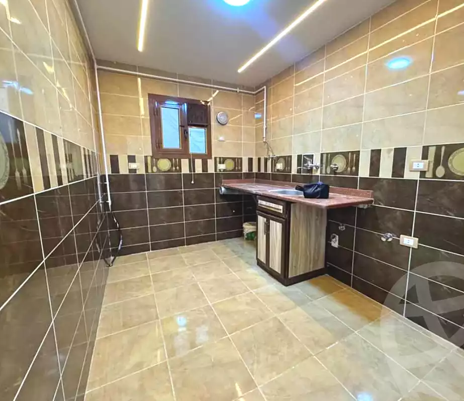 https://aqarmap.com.eg/ar/listing/7229193-for-sale-alexandria-sydy-bshr-sydy-bshr-bhry-shr-mhmwd-l-yswy