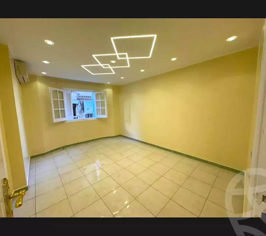 https://aqarmap.com.eg/en/listing/7229346-for-sale-alexandria-miami-45-street