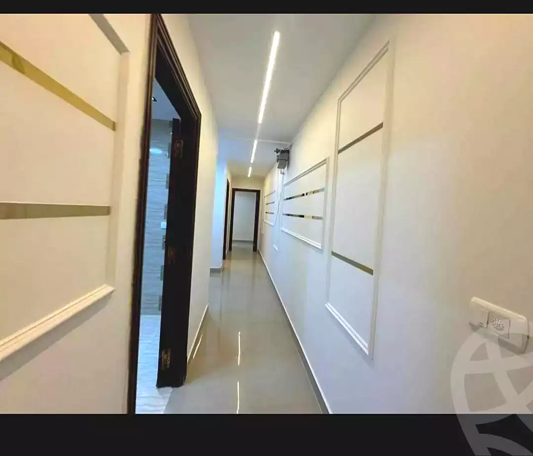 https://aqarmap.com.eg/ar/listing/7229413-for-sale-alexandria-miami-mahmoud-el-isawy-st
