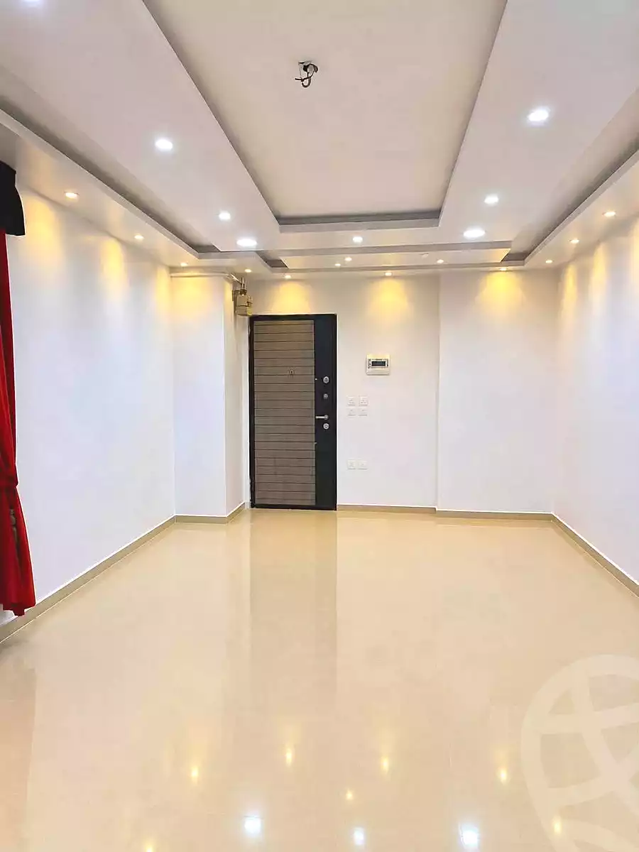 https://aqarmap.com.eg/ar/listing/7229513-for-sale-cairo-helwan-helwan-el-sharkeya-omar-ibn-abd-el-aziz-st