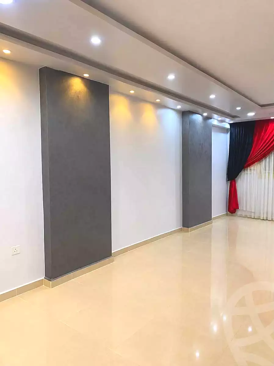 https://aqarmap.com.eg/ar/listing/7229513-for-sale-cairo-helwan-helwan-el-sharkeya-omar-ibn-abd-el-aziz-st