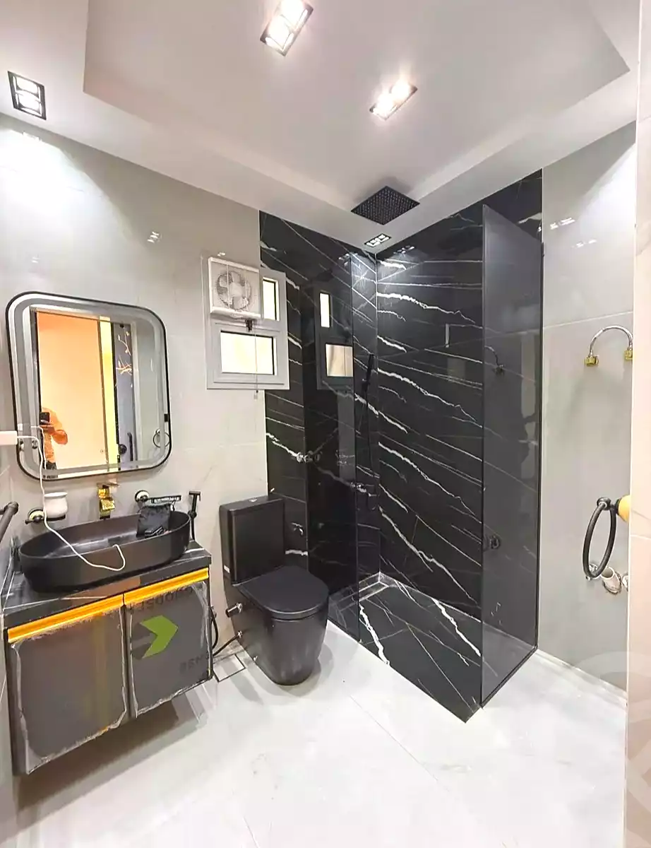 https://aqarmap.com.eg/ar/listing/7229677-for-sale-alexandria-miami-el-gaish-rd-st