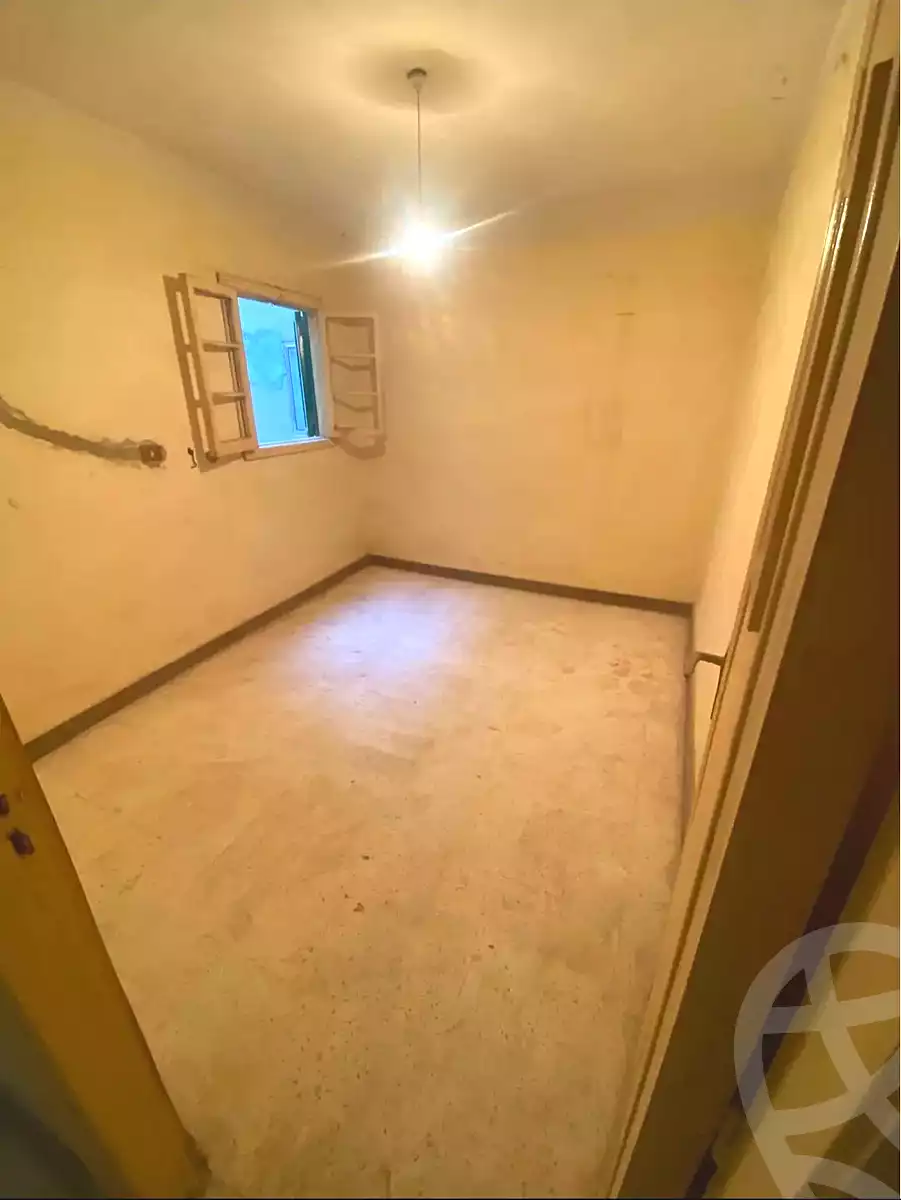 https://aqarmap.com.eg/ar/listing/7229990-for-sale-alexandria-ganaklis