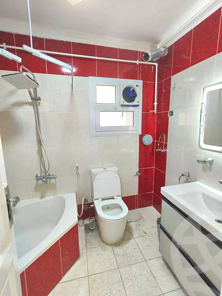 https://aqarmap.com.eg/ar/listing/7230364-for-sale-alexandria-miami-el-sebaey-st